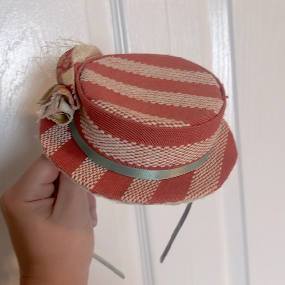 Vintage Petite Spring Hat - Picture 5 of 7